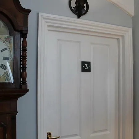 Guest house Brantfell House 4*